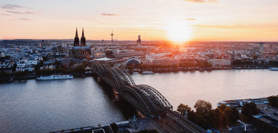 Köln von oben mit Dom